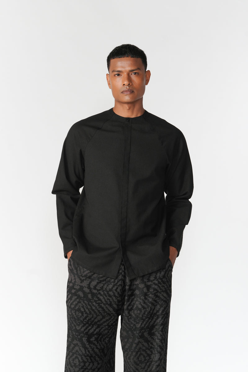 Raglan Shirt top/shirt by Turn Black in black for men Worldwide