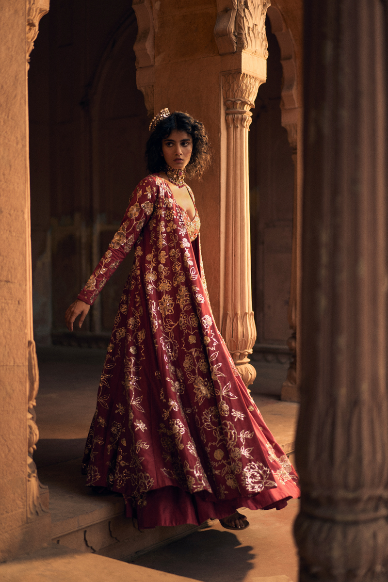 PH-2479 
Lehenga 
Blouse 
Jacket / Dupatta Set by Paulmi & Harsh for women Worldwide