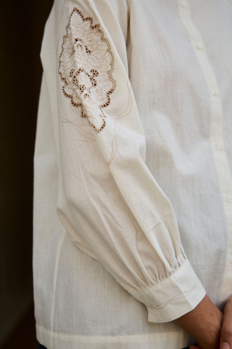 Yeji Handwoven Embroidered Shirt cotton by The Summer House in white color for women Worldwide