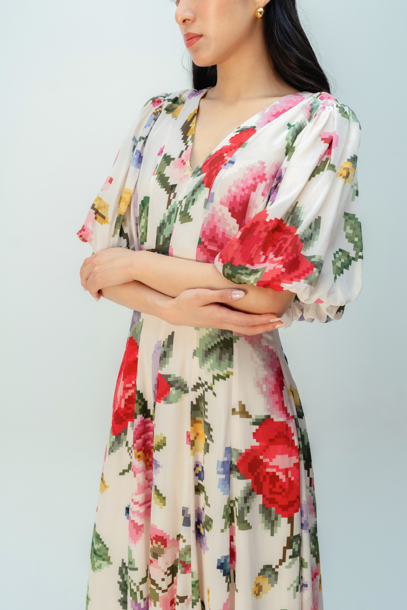 WILLOWMIST DRESS crepe dress by Ode to Odd in multi for women Worldwide