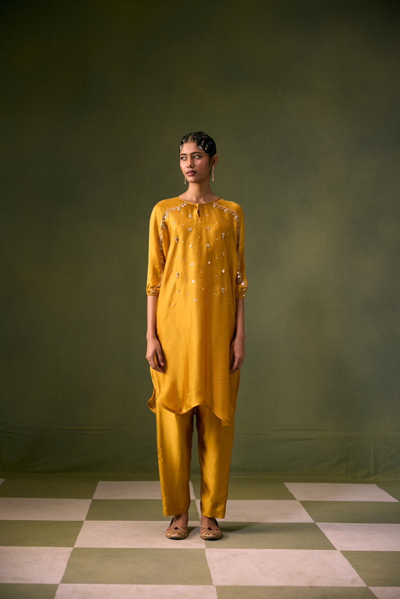Acove Antifit Kurta Set vegan satin, organza satin kurta/kurta set by PRAHNAAYA in musturd yellow for women Worldwide