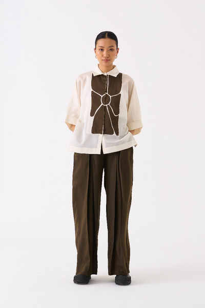 FLORAL APPLIQUE SHIRT-IVORY