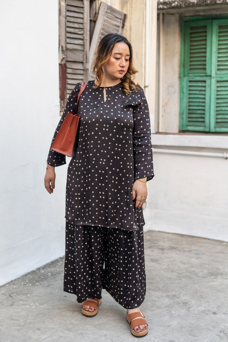 Aaram Black Ajrakh Kurta with Palazo satin by PRAHNAAYA in black color for women Worldwide