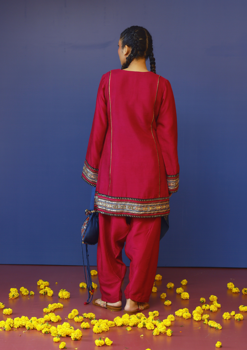Pherie Pink Salwaar Kameez Set silk by PRAHNAAYA in pink color for women Worldwide