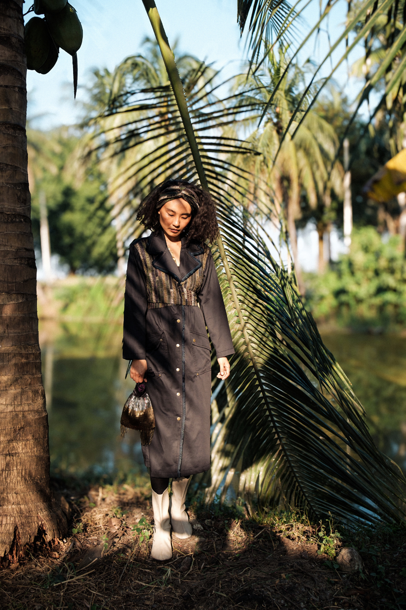 Upcycled Copenhagen Trench - Black Green cotton by The Terra Tribe in green color for women Worldwide