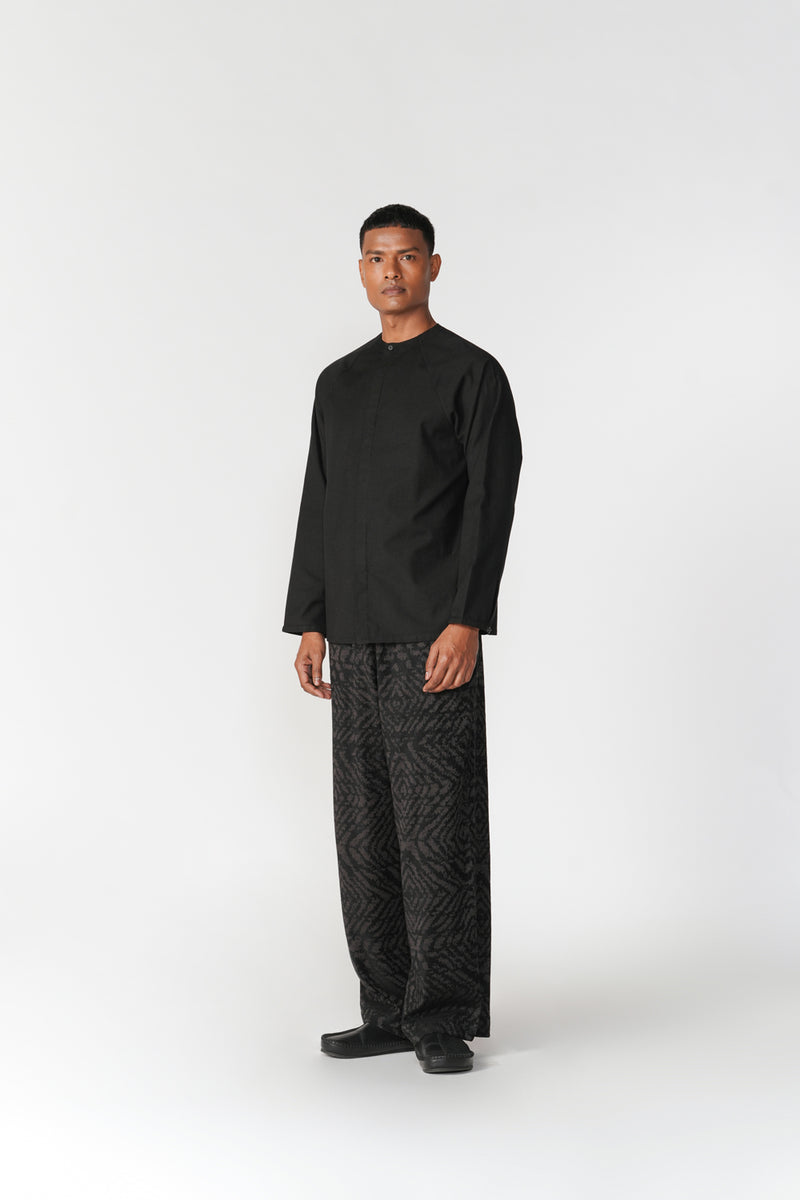 Raglan Shirt top/shirt by Turn Black in black for men Worldwide