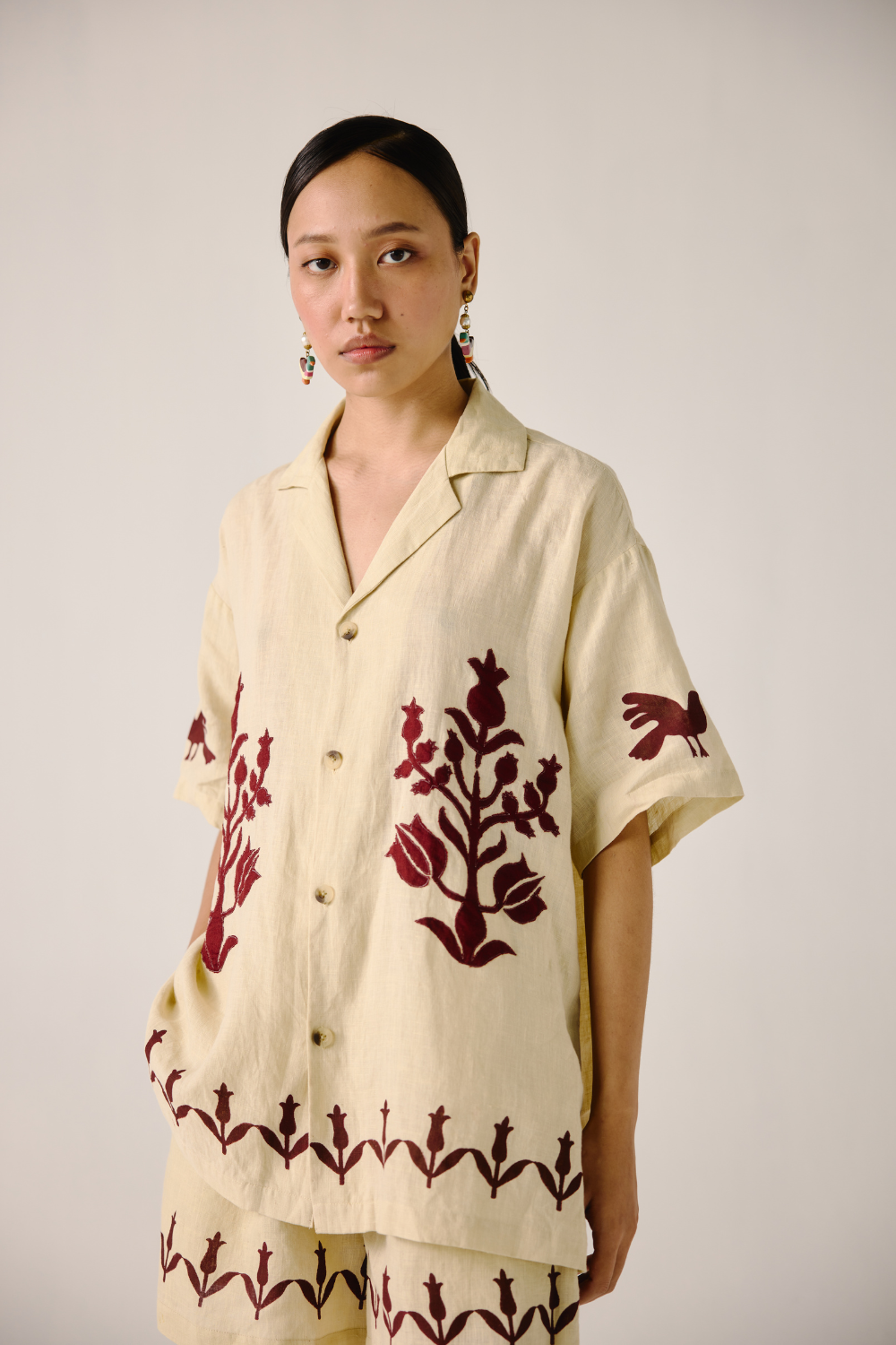 Unisex Shirt - Ivory Bird Applique