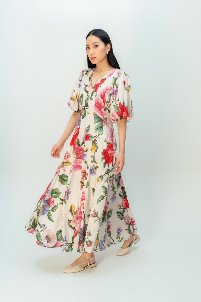 WILLOWMIST DRESS crepe dress by Ode to Odd in multi for women Worldwide