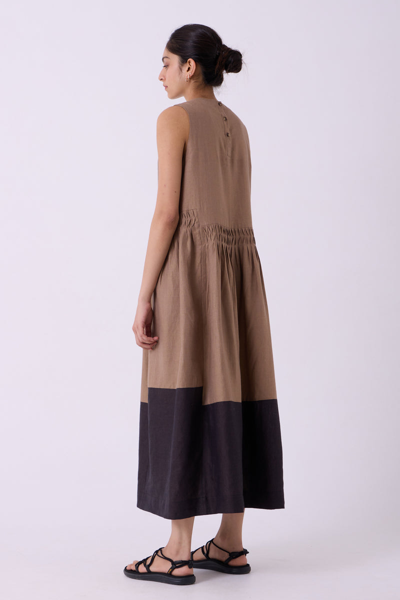 Sumi Brown Colourblocked Linen Midi Dress linen dress by The Summer House in brown for women Worldwide