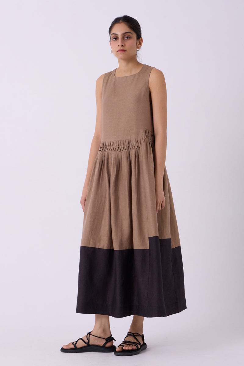 Sumi Brown Colourblocked Linen Midi Dress linen dress by The Summer House in brown for women Worldwide