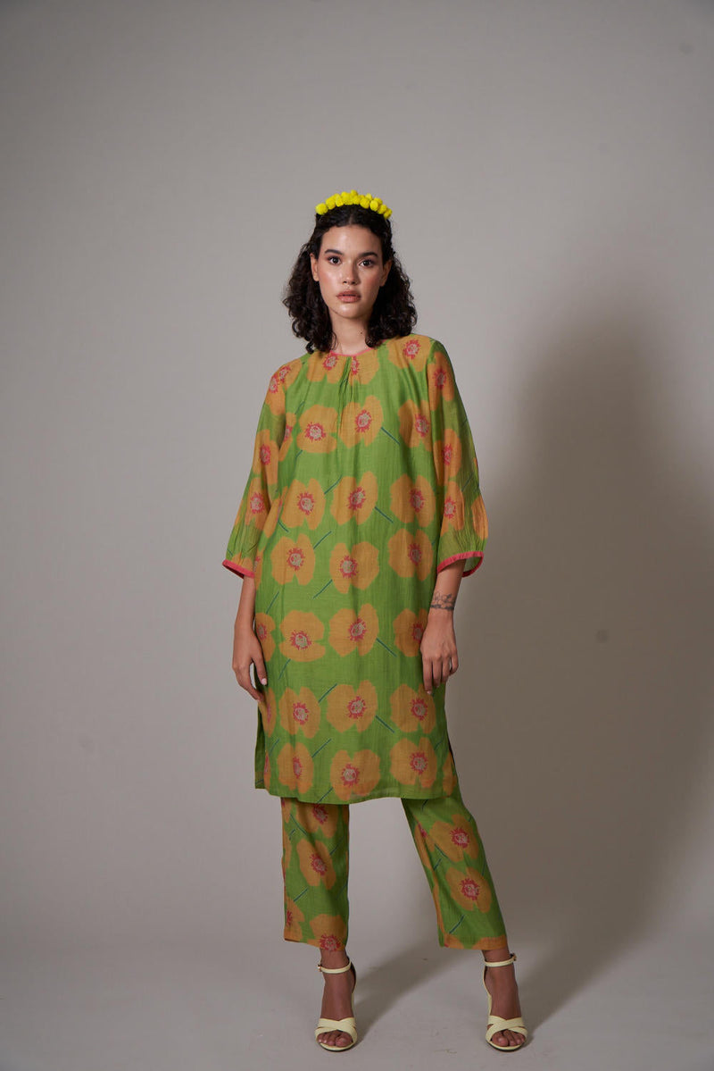 Ume mul cotton silk kurta set silk by Priti Prashant in green color for women Worldwide