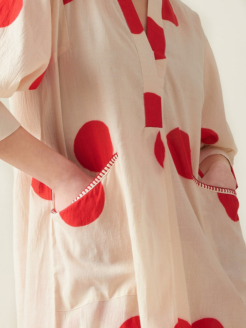 Polka Kurta Set cotton by Aavidi in white color for women Worldwide