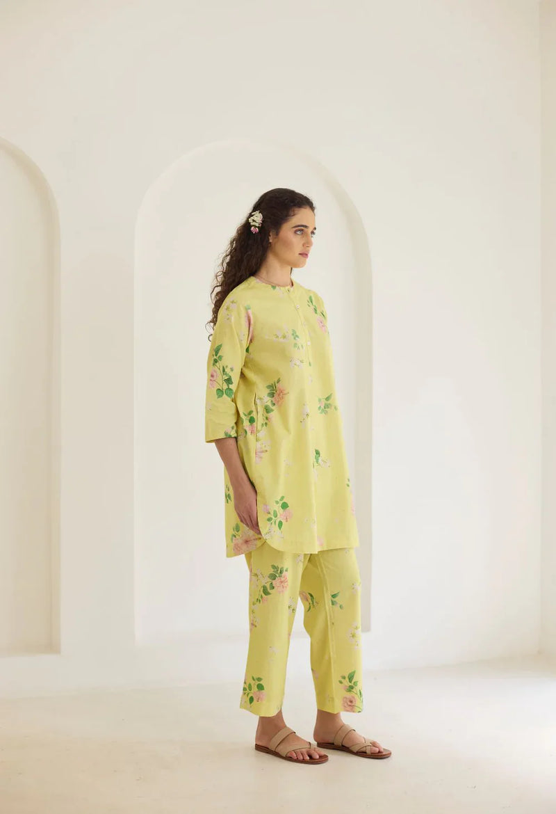 Yellow Hibiscus Short Kurta Set cotton by Nadiya Paar in yellow color for women Worldwide