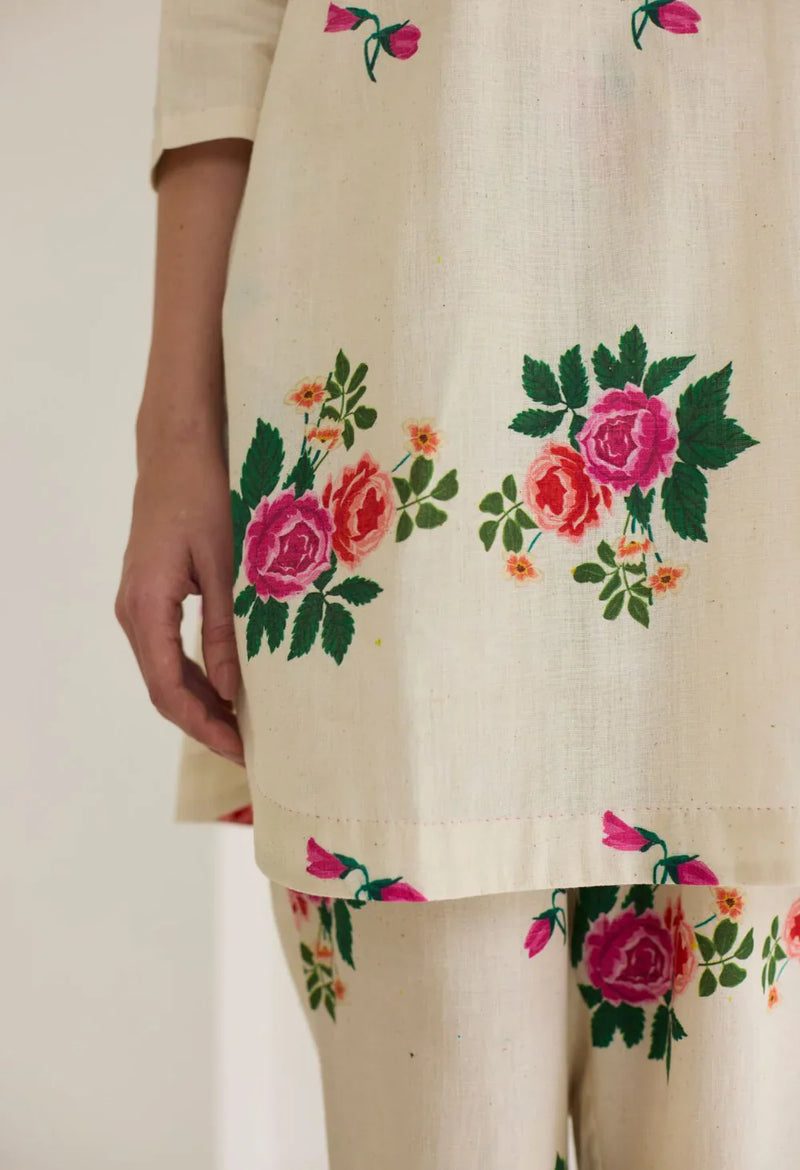 Rose Chintz Short Kurta Set cotton by Nadiya Paar in white color for women Worldwide