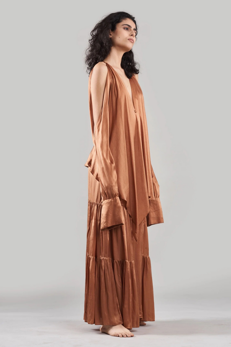 Pakhi Flared Pants with Versatile Top silk by Ituvana in black color for women Worldwide
