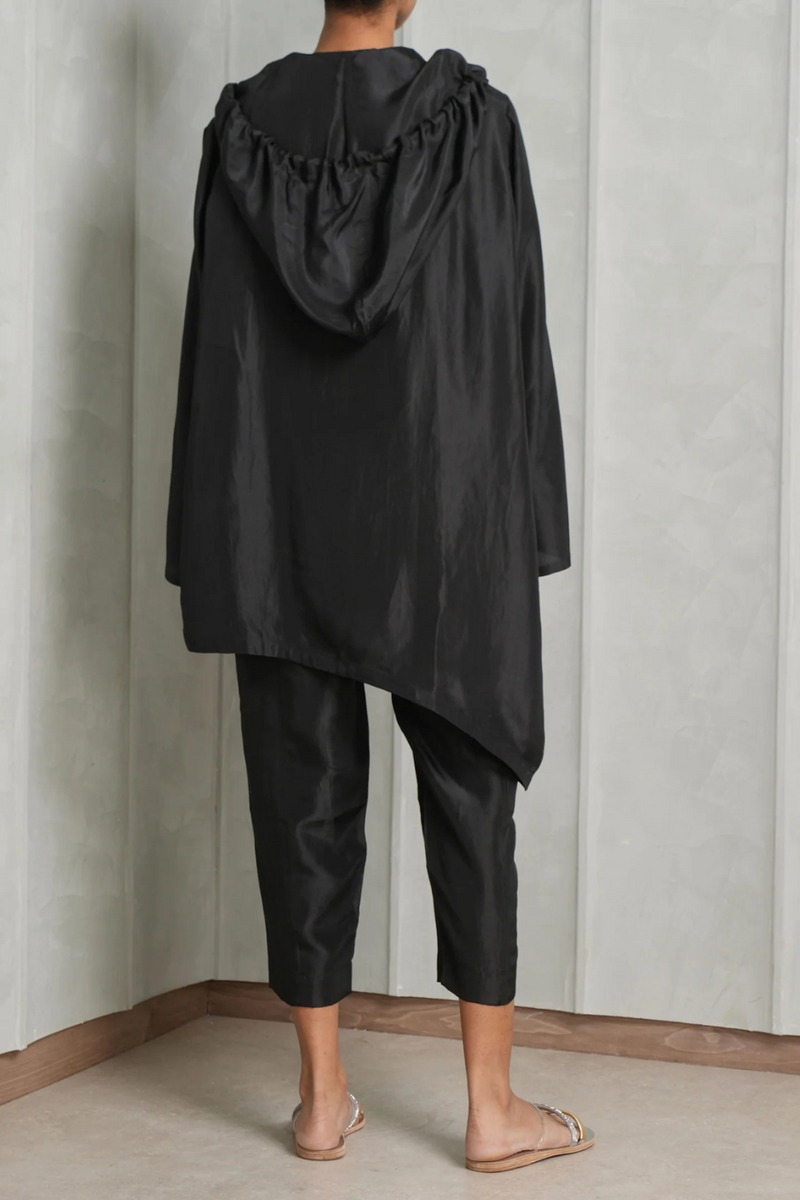 INDRANI HOODED SET silk by Ituvana for women Worldwide