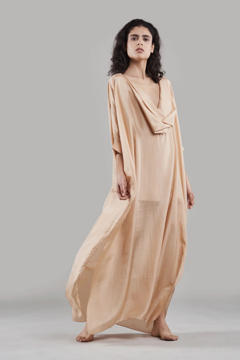 Lavi Kaftan silk by Ituvana in black color for women Worldwide