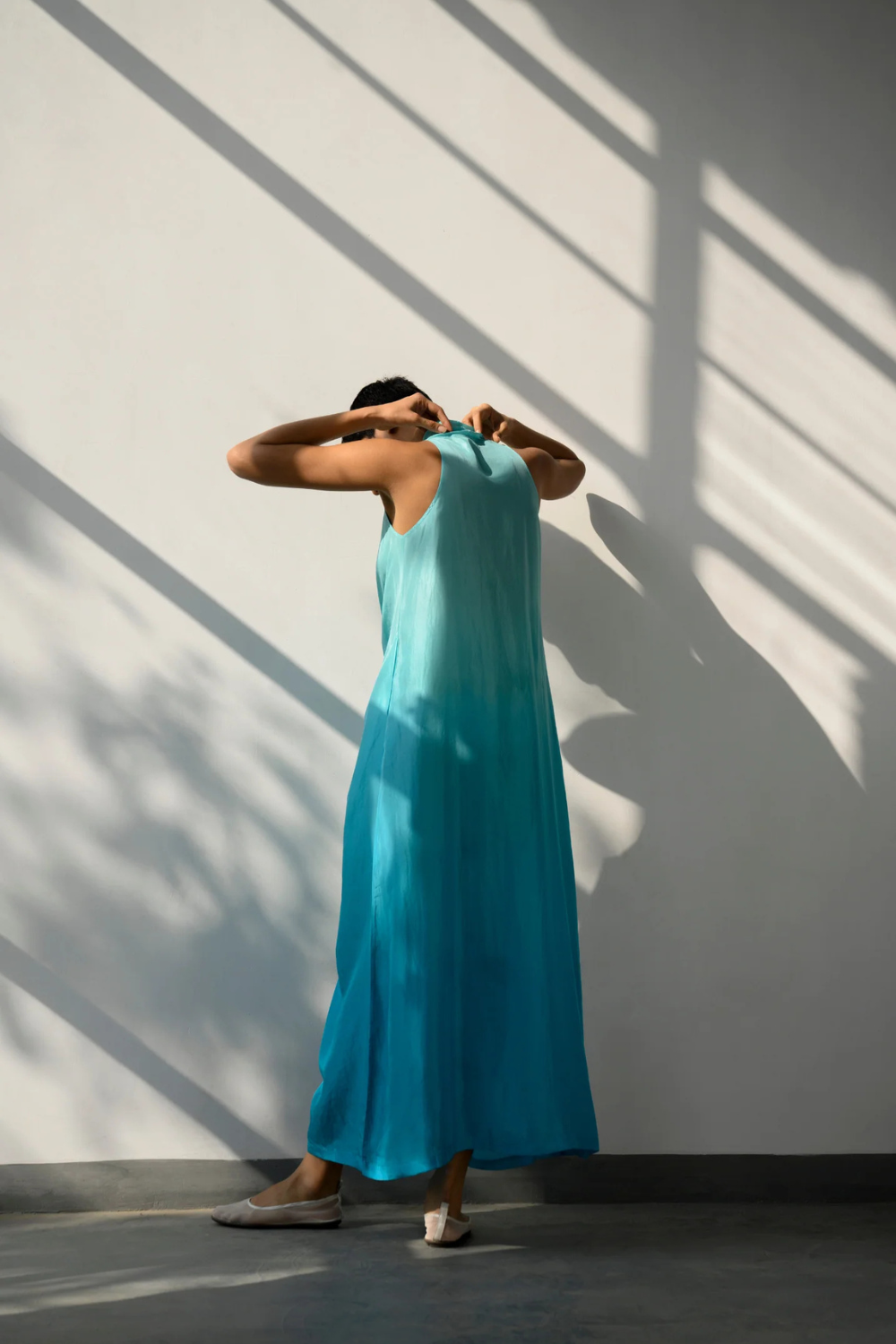 SOLANA OMBRE KNOTTED DRESS