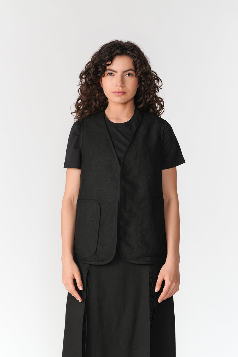 Duo Vest jacket/overlay by Turn Black in black for women Worldwide
