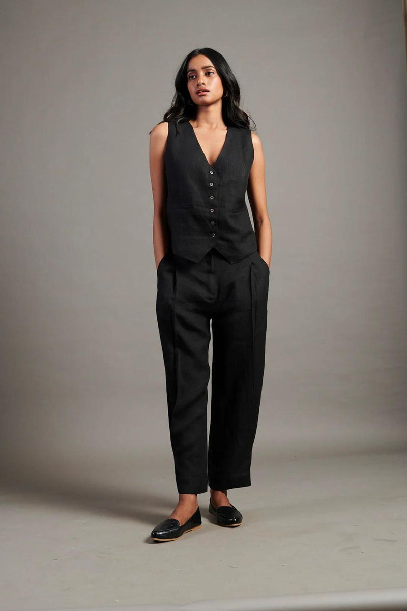 Kohl Linen Waist Coat Set linen by Saphed in black color for women Worldwide