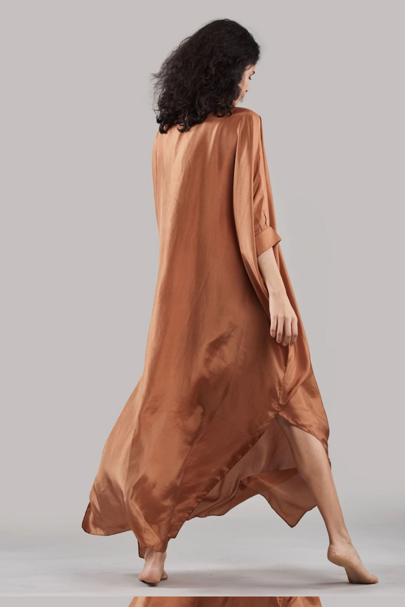 Lavi Kaftan silk by Ituvana in black color for women Worldwide