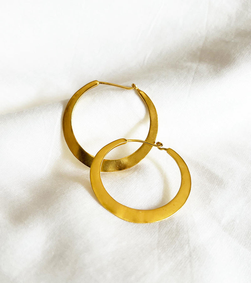 Kyna ear hoops
