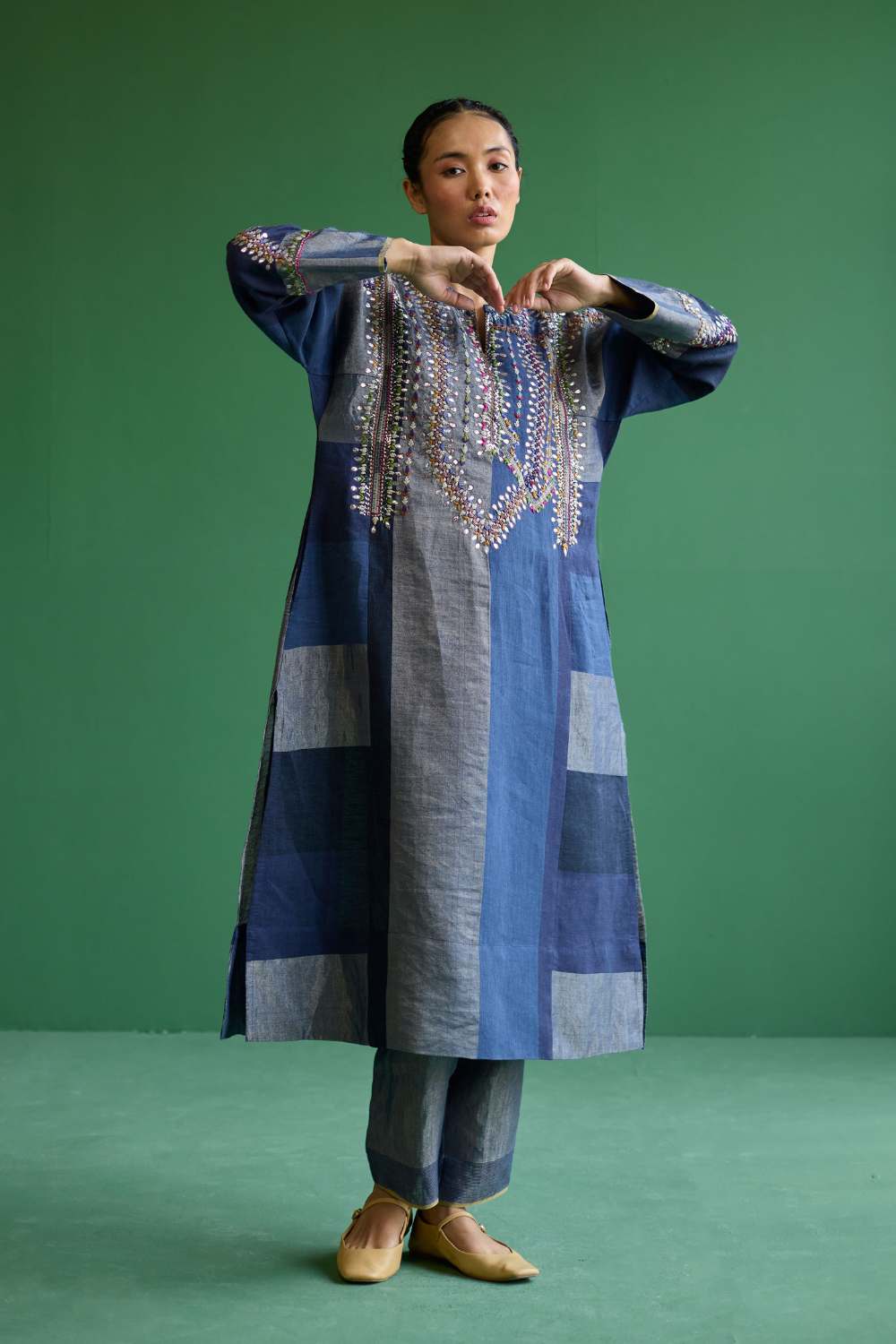 Rida Hand-Embroidered Metallic Linen Kurta - Navy