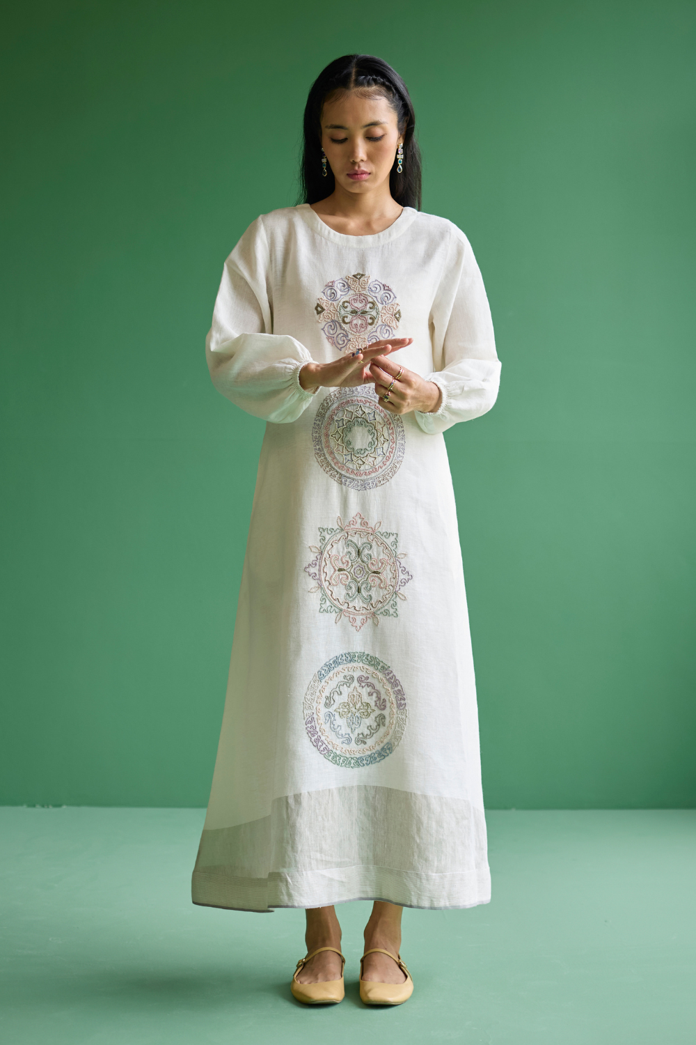 Eira Hand-Embroidered Linen Dress - Ivory