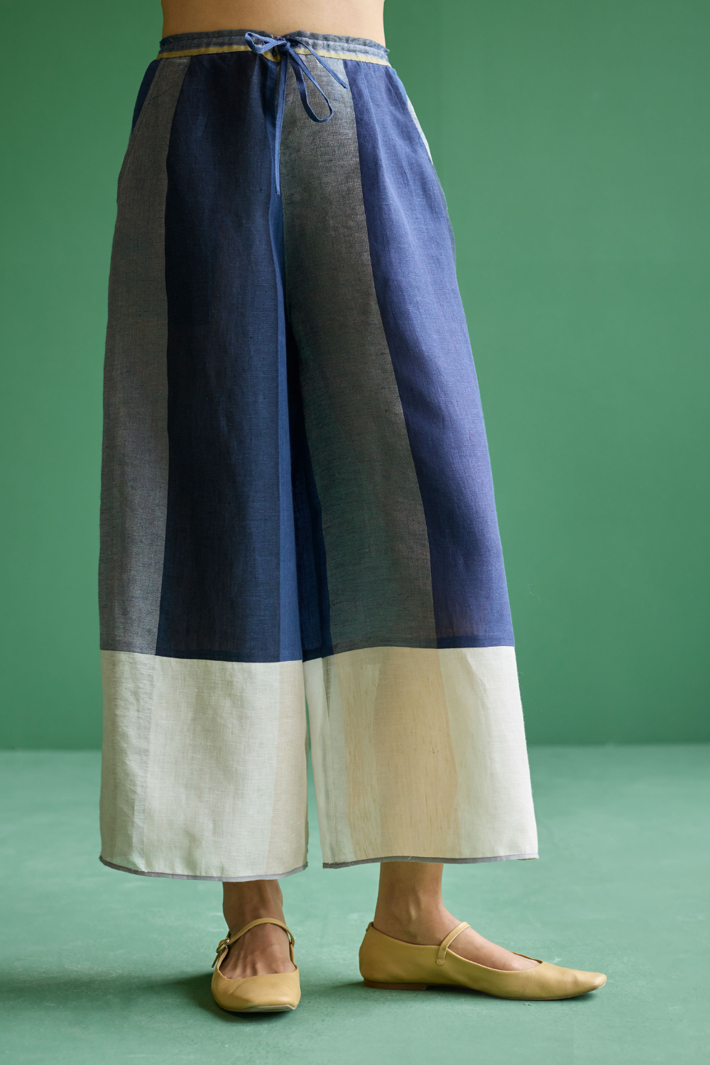 Kio Color-Blocked Linen Pant - Navy