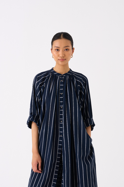 GATHER NECK SHIRT-BLACK STRIPE