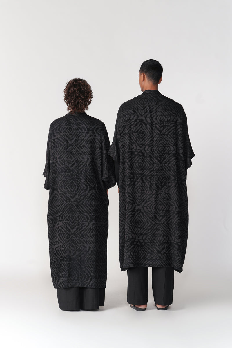 Jacquard Kimono Sleeve Overlay viscose cotton jacket/overlay by Turn Black in black for women Worldwide