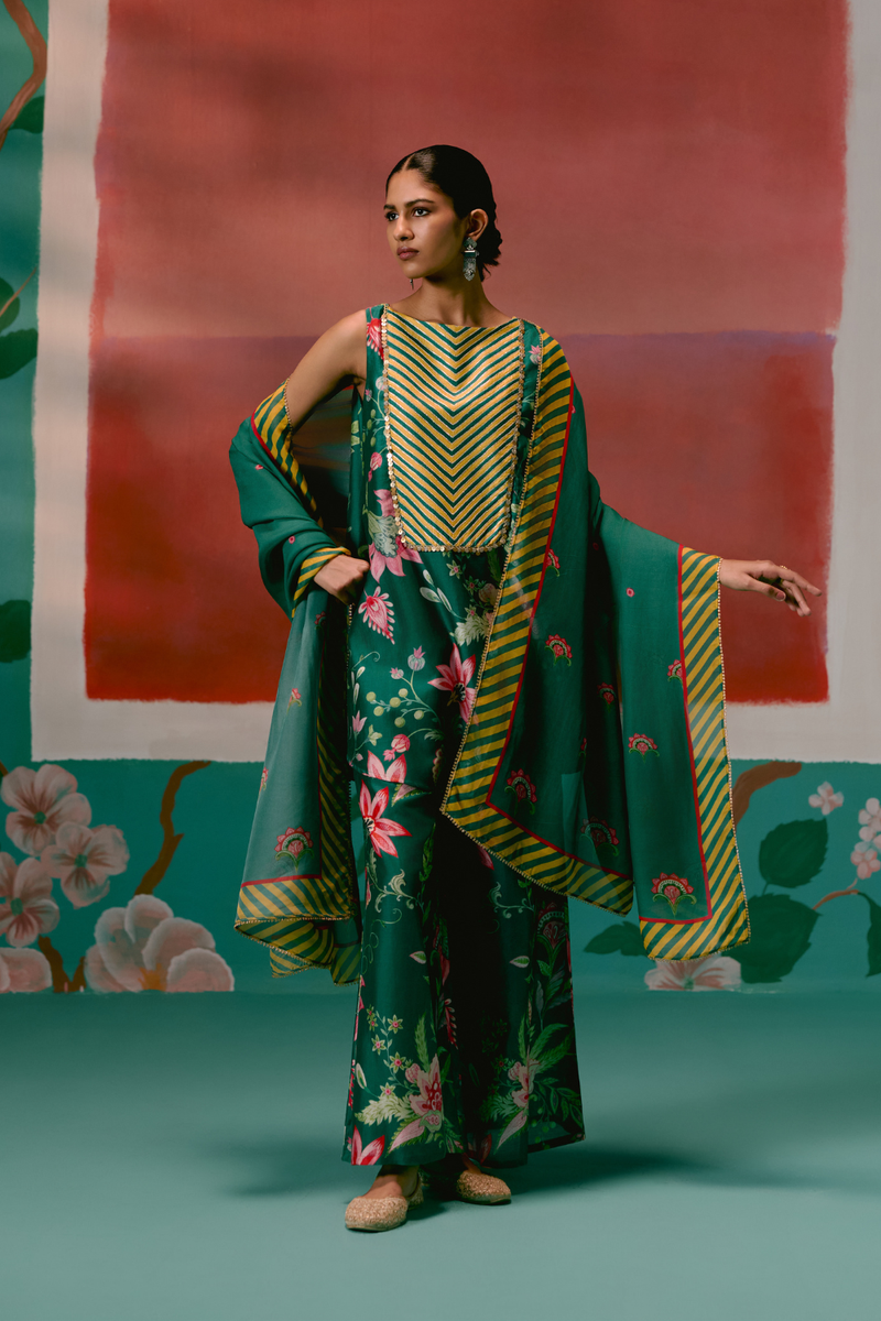 Green Chintz Sleeveless Kurta Set chanderi by Label Mogra in green color for women Worldwide