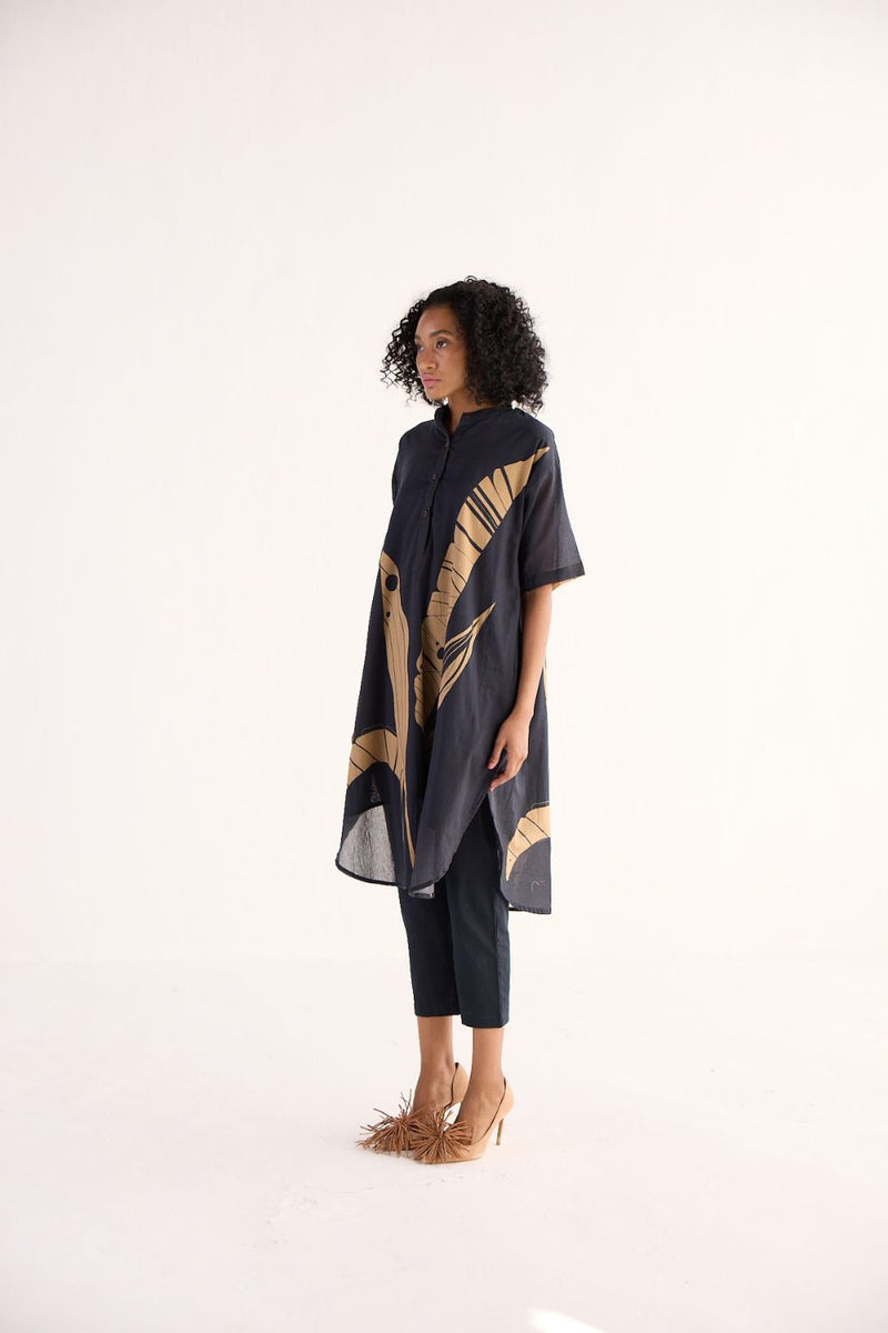 SHADOW LEAF KURTA SET cotton by Khara Kapas in charcoal for women Worldwide