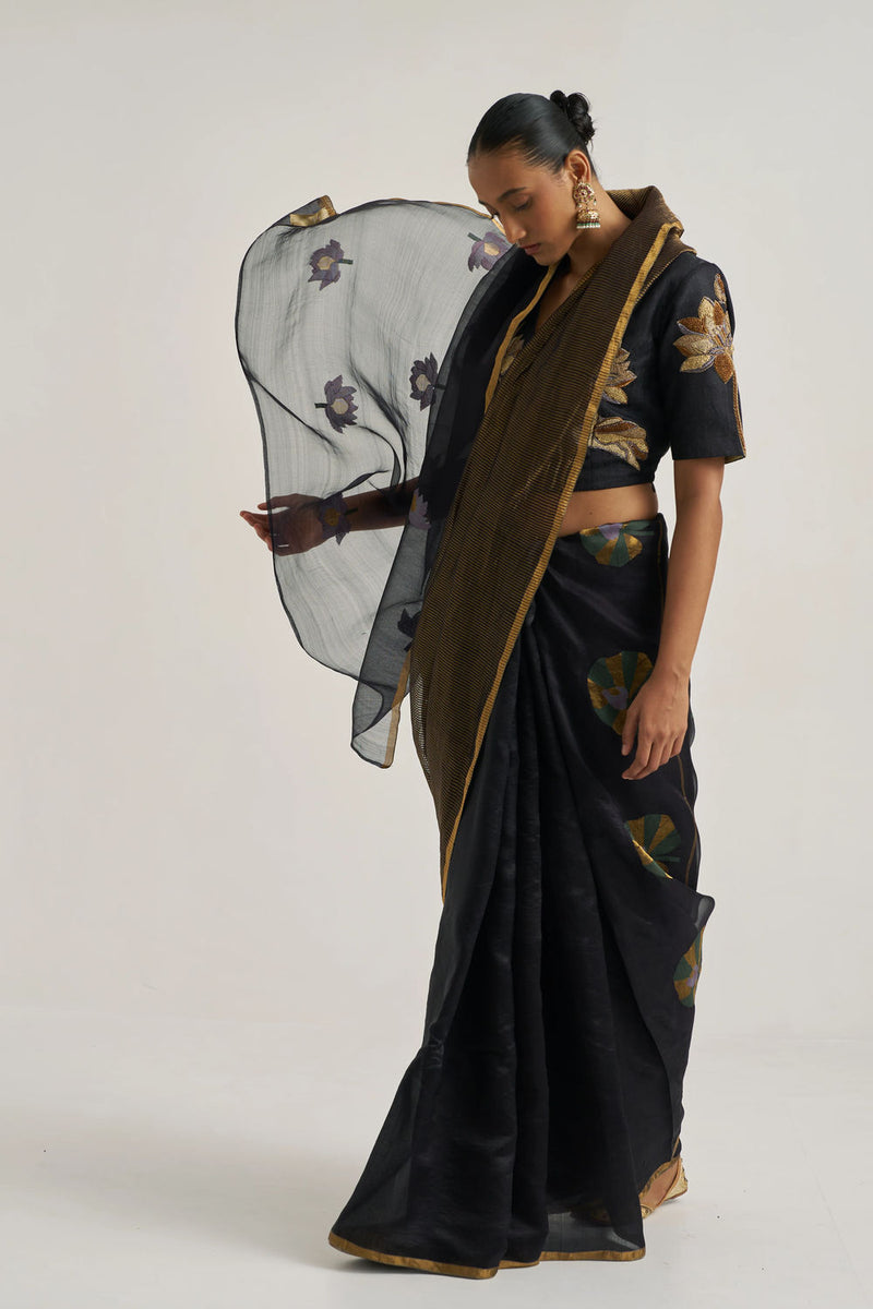 Aaroohi Sari-Black handwoven silk organza jamdani by Suparna Som in black for women Worldwide