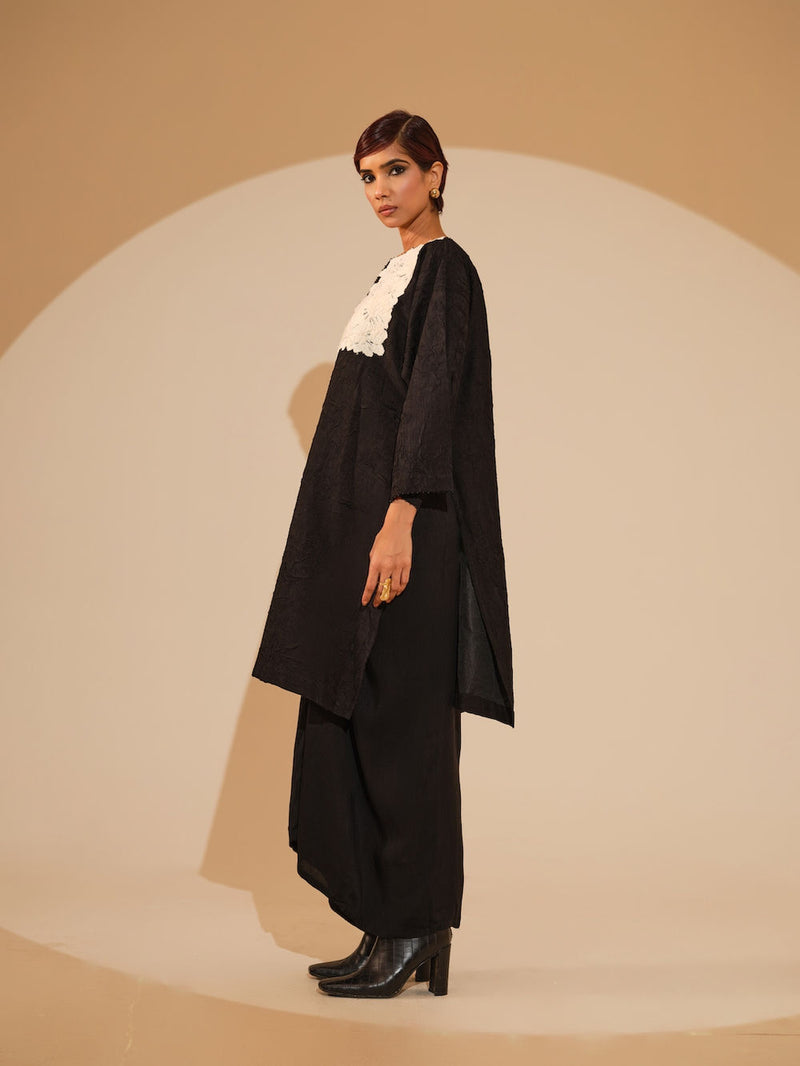 Beam Tunic-Black + Natural crushed silk tunics/kaftan by Stoique in black, natural for women Worldwide