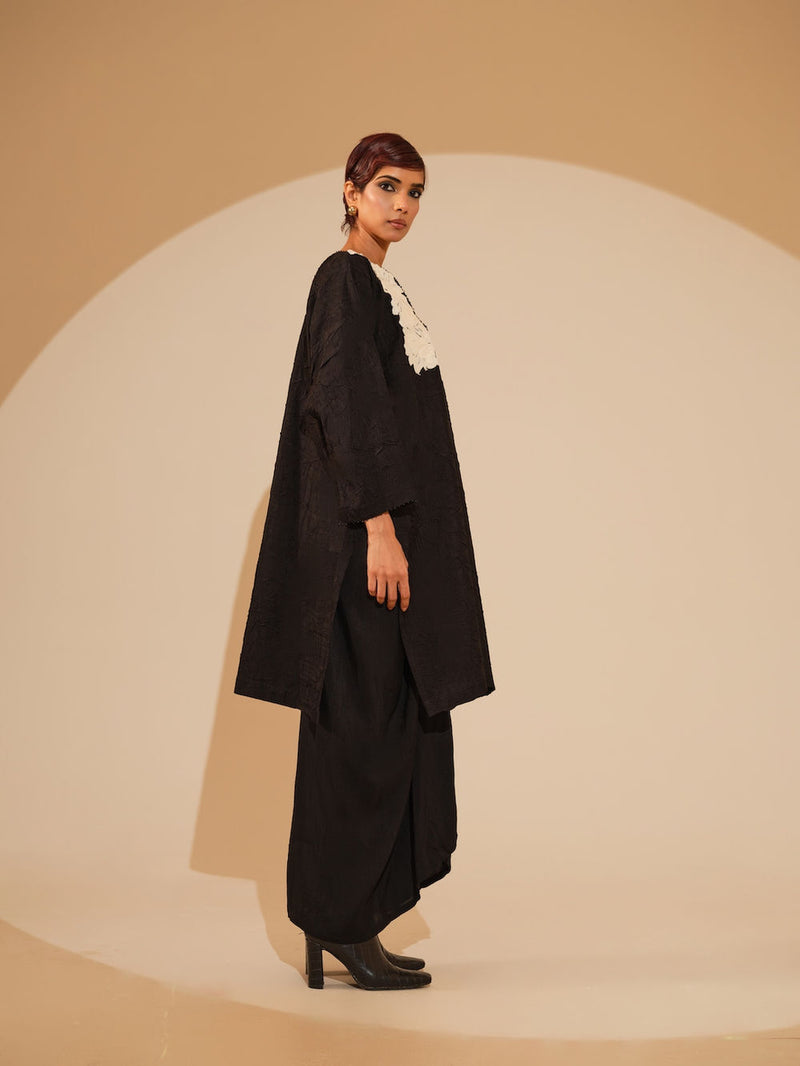 Beam Tunic-Black + Natural crushed silk tunics/kaftan by Stoique in black, natural for women Worldwide