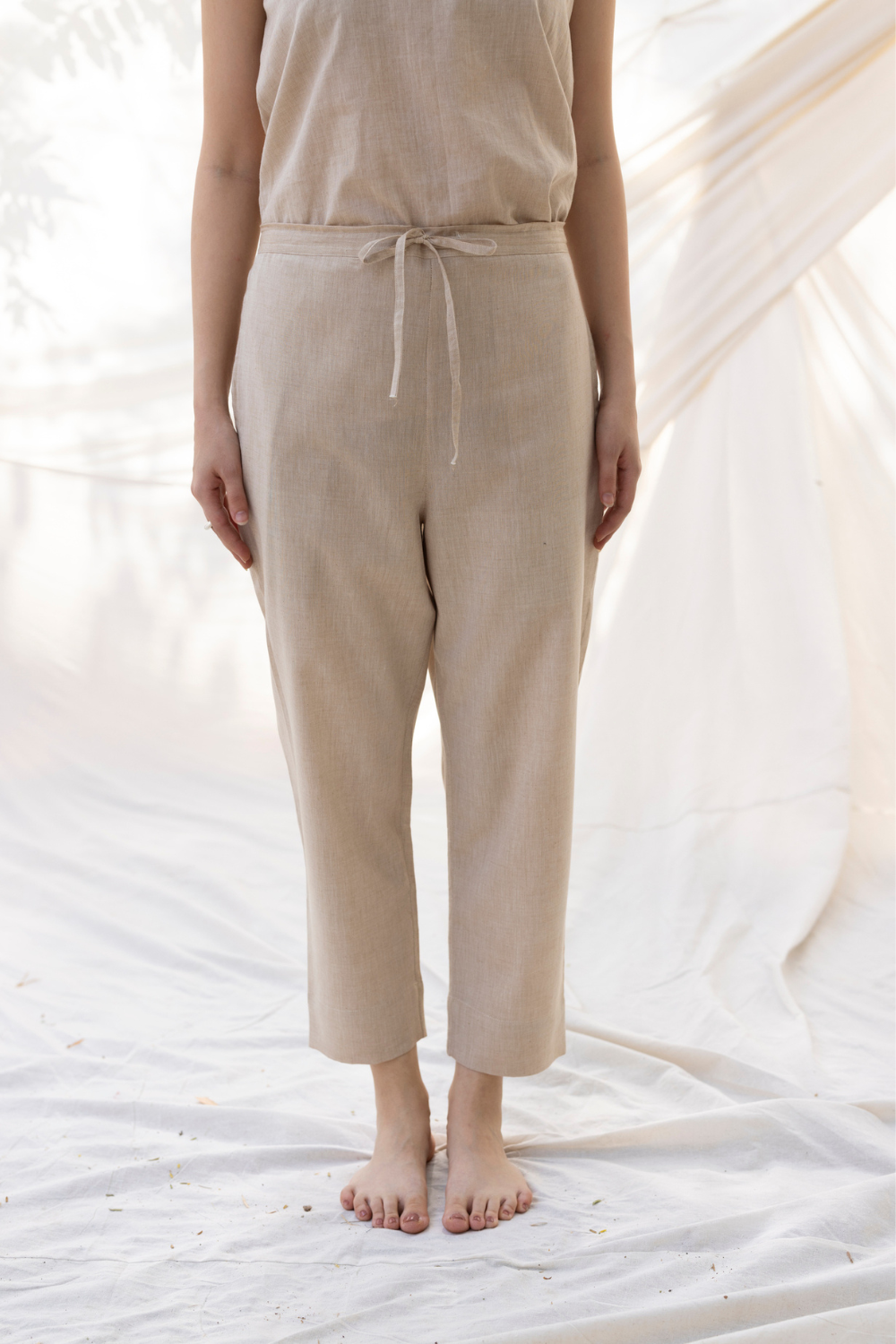 BEIGE STRAIGHT PANTS