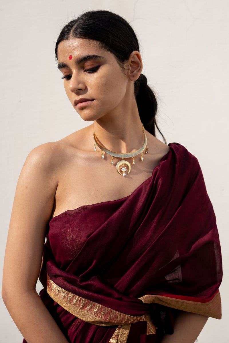 Chatt Hasli by Aarjavee in gold color for women Worldwide