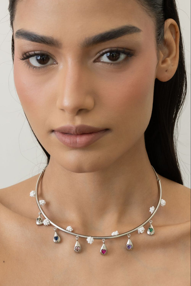 AN32S Dripping Flavours Hasli 18k gold plated on brass neckpiece by Aarjavee for women Worldwide
