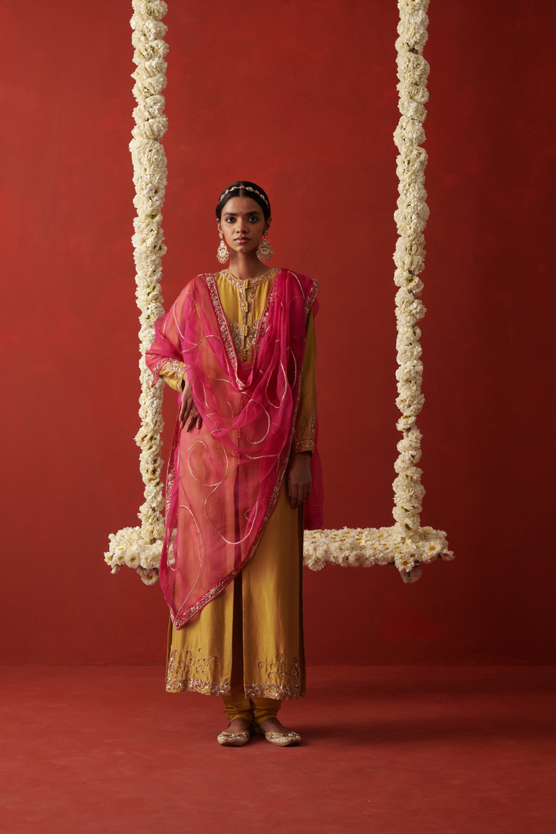 AQSAA DUPATTA silk by Rashika Mittal in pink color for women Worldwide
