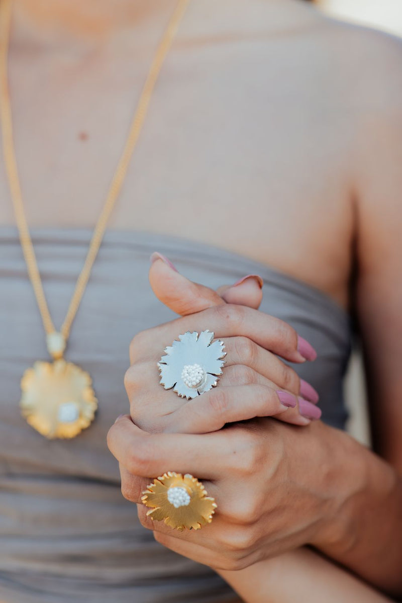 Circulas Ring by Aarjavee for women Worldwide