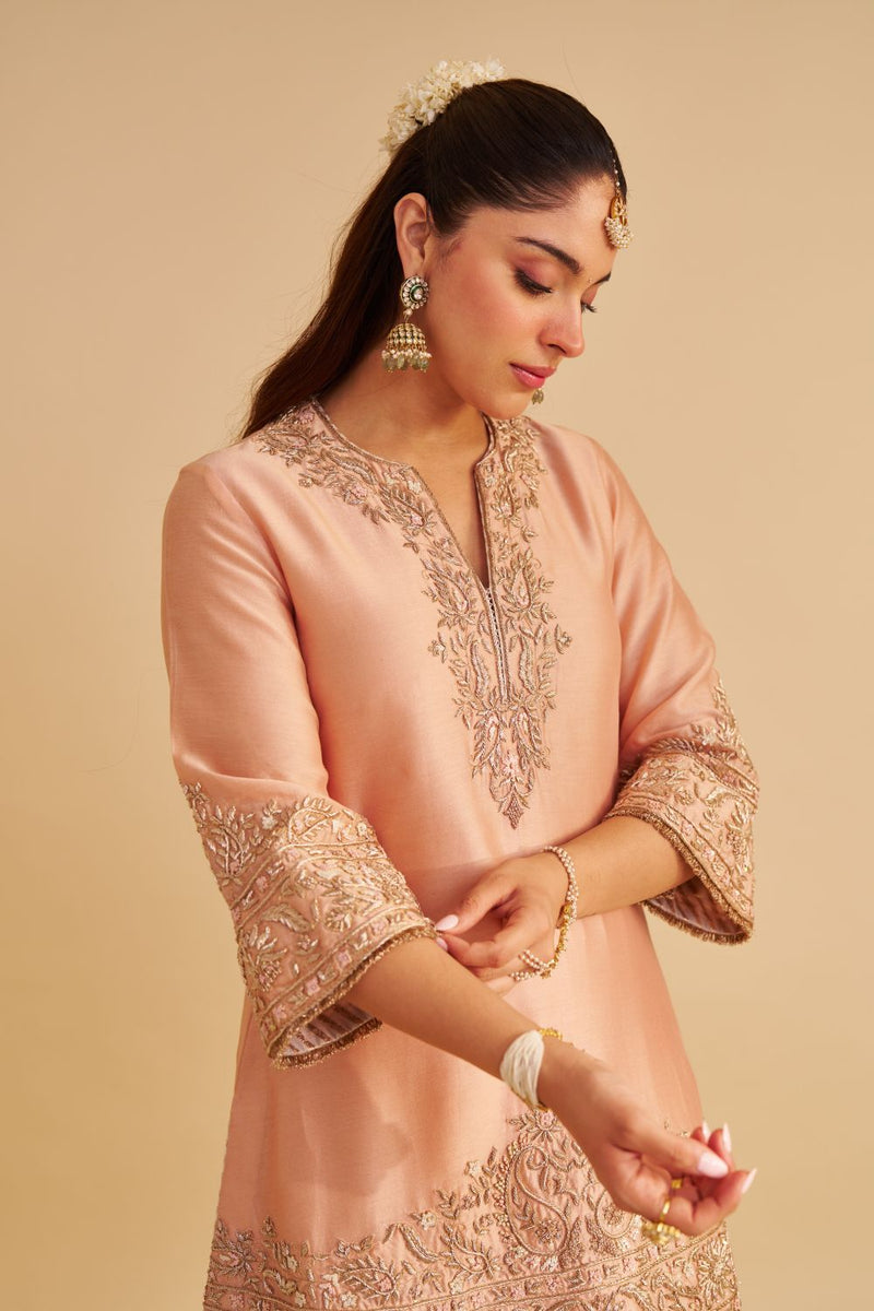 Areeba - Dabka Zardozi Embroidered Pure Banarasi Off Rose Short Kurta & Salwar with Dupatta satin by SHEETAL BATRA for women Worldwide