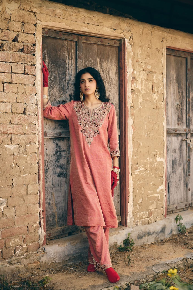 ARUNA & KAVYA KURTA & PANT tissue by Rashika Mittal in red color for women Worldwide