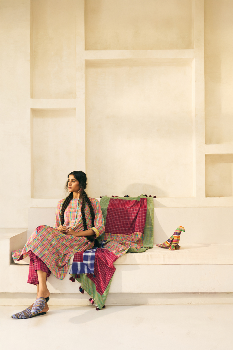 Aura Stole cotton by SWATTI KAPOOR in green color for women Worldwide