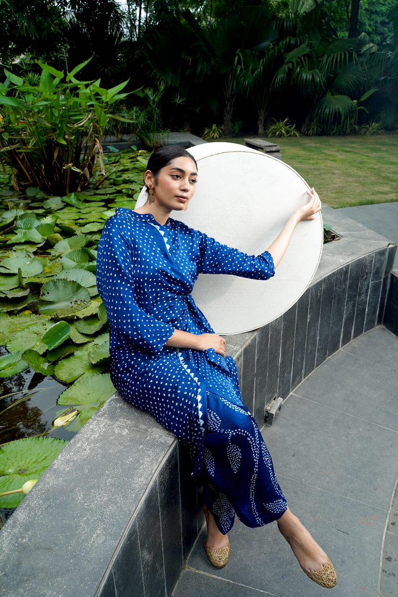 AUTUMN TIE KNOT KURTA SET-INDIGO BLUE silk by Dyelogue in blue color for women Worldwide