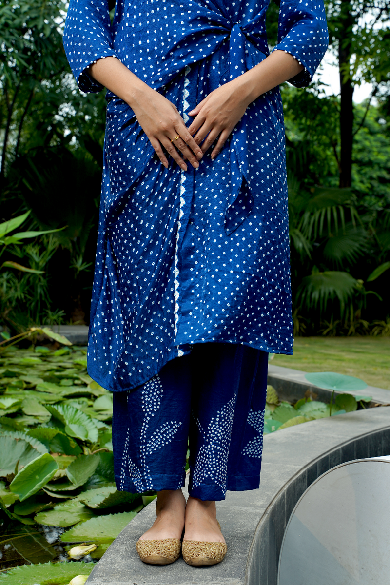 AUTUMN TIE KNOT KURTA SET-INDIGO BLUE silk by Dyelogue in blue color for women Worldwide