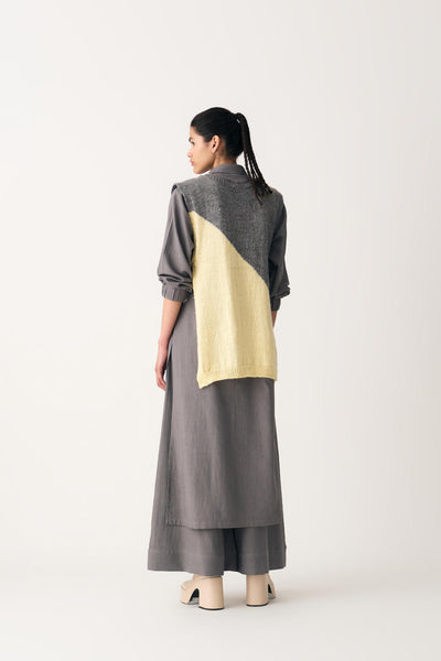 COLLARED NECK TUNIC - GREY