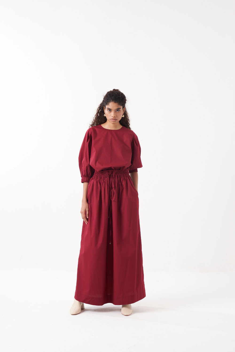 PLEATED SLEEVE TOP-MADDER