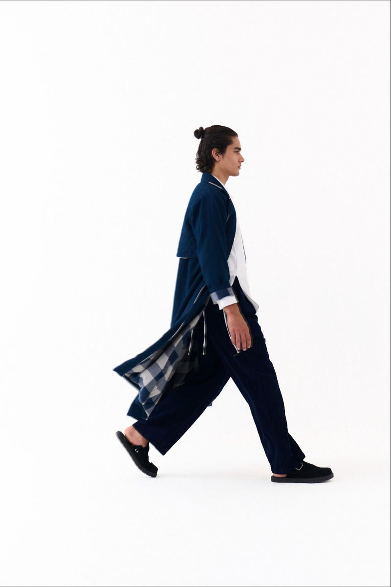 NOTCH COLLAR OVERLAY-NAVY