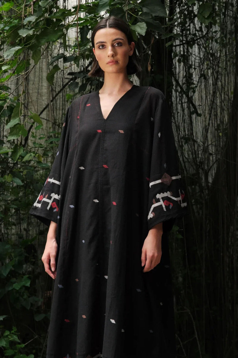 Aab e Rawan’ black Bengal muslin Jamdani tunic cotton jamdani kurta/kurta set by Malika Mathur in black for women Worldwide